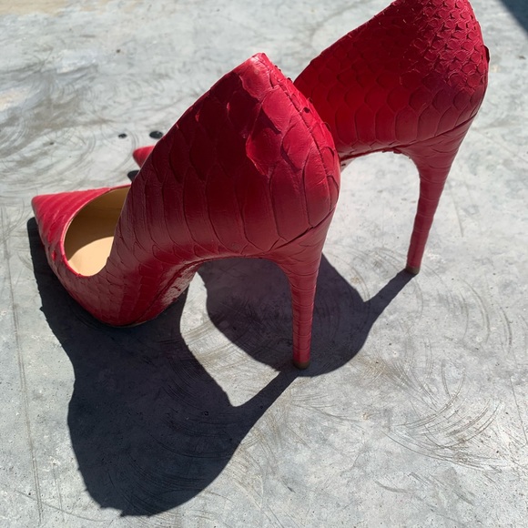 Alexandre Birman pink snakeskin shoes - Picture 4 of 6